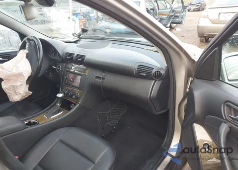 2007 Mercedes-Benz C 230 Sport from USA, damaged, VIN WDBRF52H37E026996